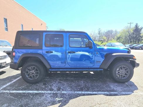 Certified 2025 Jeep Wrangler Sport S image 2