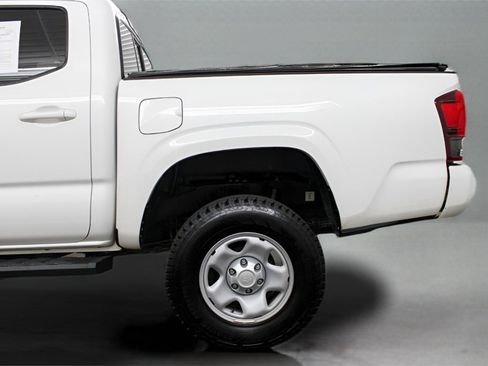 Used 2021 Toyota Tacoma SR image 14