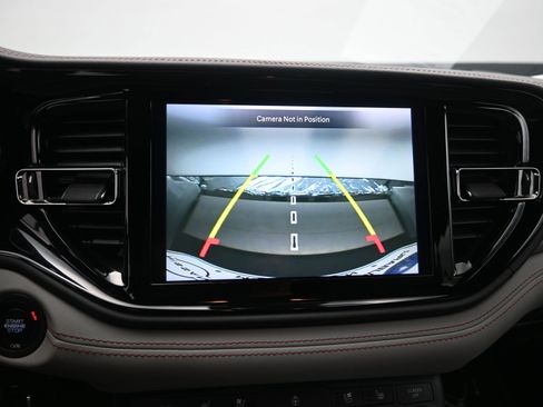 Used 2023 Dodge Durango GT image 19