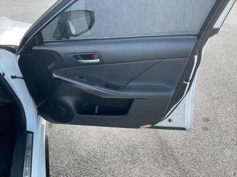 Used 2022 Lexus IS 350 F Sport image 36