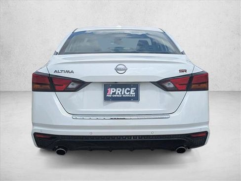 Used 2023 Nissan Altima 2.5 SR FWD image 6
