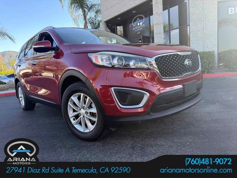 Used 2016 Kia Sorento FWD w/ LX Convenience Package image 1
