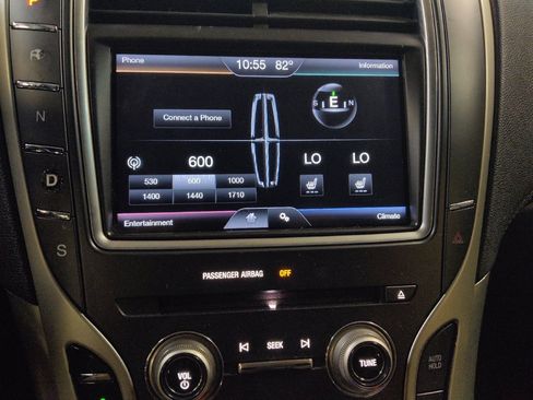 Used 2016 Lincoln MKX Premiere w/ Cargo Utility Package FWD image 25