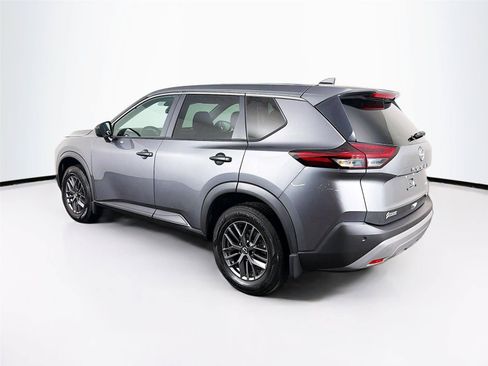 Used 2023 Nissan Rogue S AWD/4WD image 9
