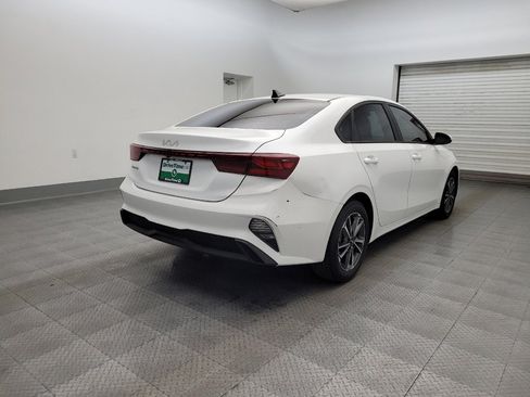 Used 2022 Kia Forte LXS image 9