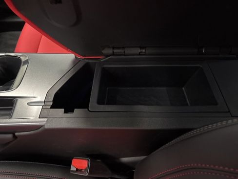 Used 2024 Chevrolet Equinox EV RS image 17