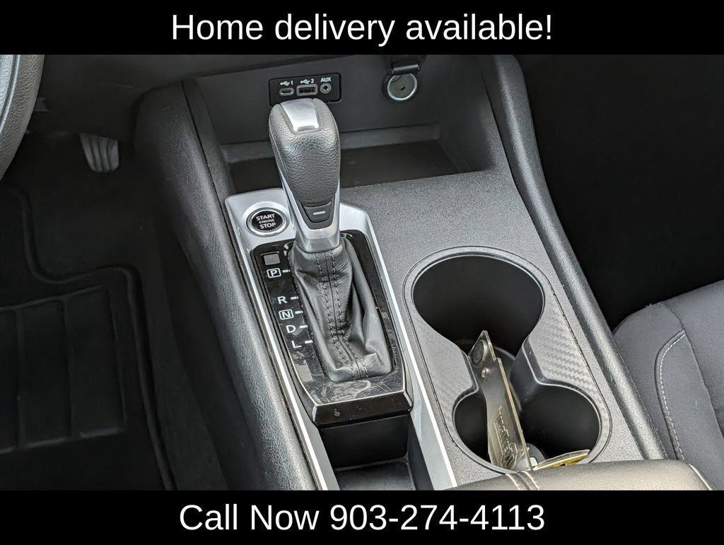 Used 2025 Nissan Altima 2.5 SV FWD image 13