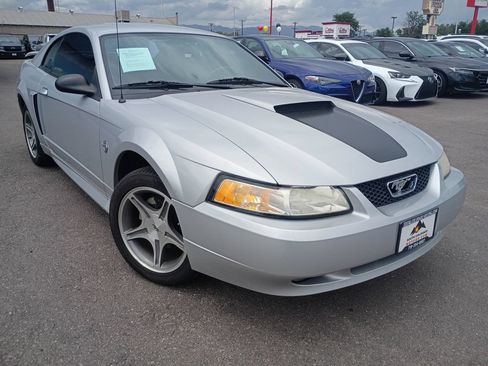 Used 1999 Ford Mustang GT RWD image 1