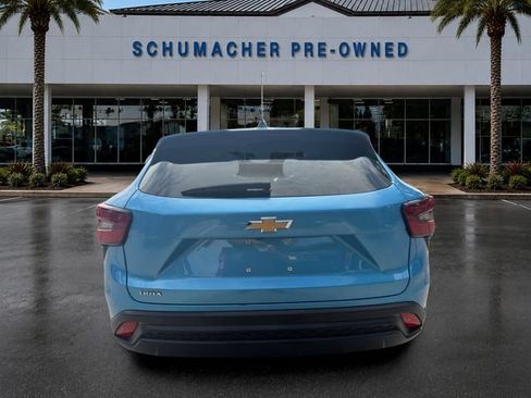 Used 2025 Chevrolet Trax LS FWD image 6