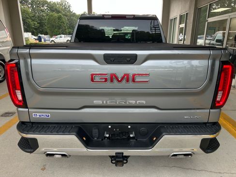 Used 2023 GMC Sierra 1500 SLT w/ SLT Premium Package AWD/4WD image 12