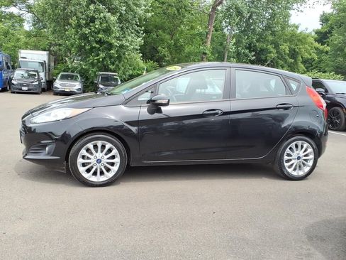 Used 2014 Ford Fiesta SE w/ Equipment Group 201A FWD image 16