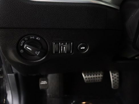 Used 2022 Dodge Charger GT image 32