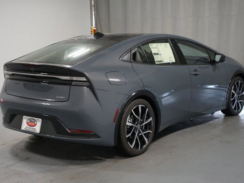 New 2026 Toyota Prius Plug-In Hybrid image 8