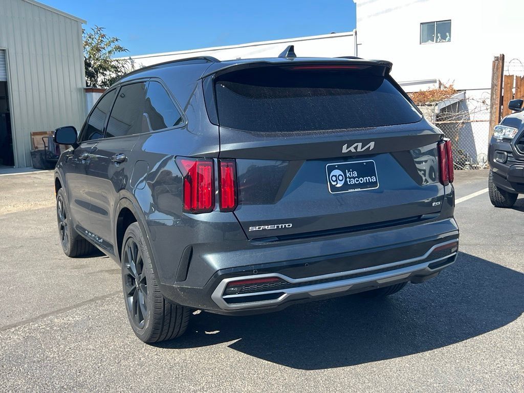 Certified 2023 Kia Sorento SX AWD/4WD image 9