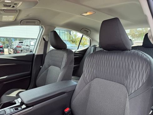 Used 2026 Toyota Camry LE FWD image 17