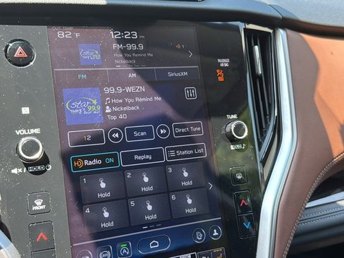 Certified 2023 Subaru Outback Touring AWD/4WD image 17