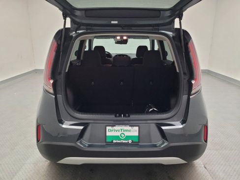 Used 2024 Kia Soul LX image 29