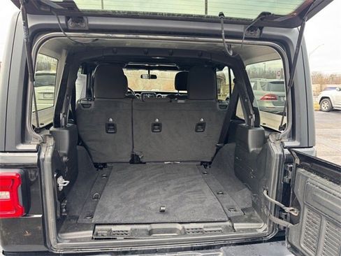 Used 2020 Jeep Wrangler Unlimited Sahara w/ Safety Group image 14