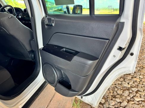 Used 2014 Jeep Patriot Sport w/ Power Value Group FWD image 22