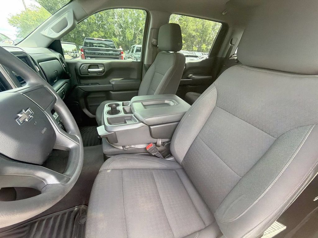 Used 2023 Chevrolet Silverado 1500 Custom w/ Rally Edition RWD image 16