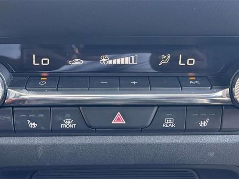 Used 2023 MAZDA CX-30 AWD 2.5 S w/ Premium Package image 29