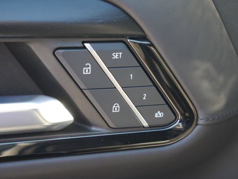 Used 2022 GMC Sierra 1500 AT4X image 45