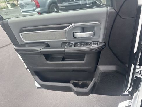 Used 2023 RAM 2500 Big Horn w/ Level 1 Equipment Group image 14