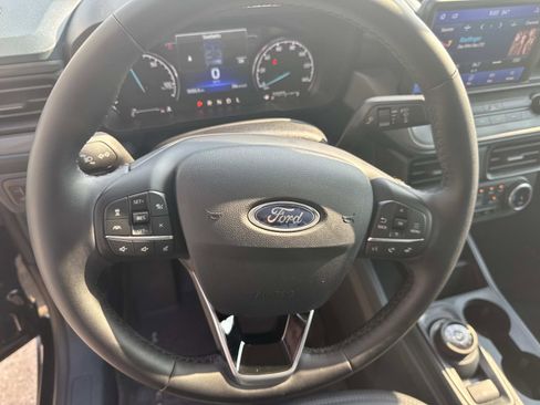 Used 2024 Ford Maverick Lariat w/ Black Appearance Package image 21