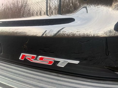 Used 2021 Chevrolet Suburban RST w/ Luxury Package image 7