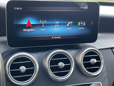 Used 2020 Mercedes-Benz C 300 Sedan image 31