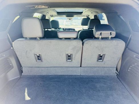 Used 2024 Chevrolet Traverse RS image 42