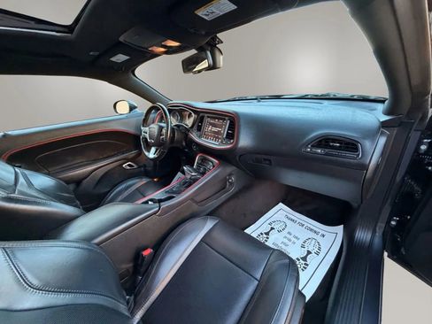 Used 2018 Dodge Challenger R/T Plus RWD image 22