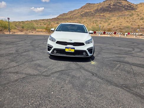 Used 2020 Kia Forte Sedan FWD image 5