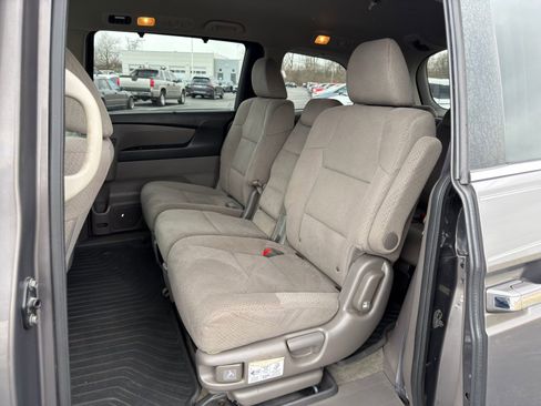 Used 2016 Honda Odyssey SE image 27
