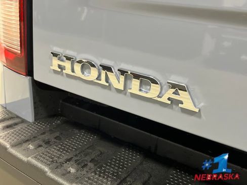 New 2026 Honda Ridgeline Black Edition image 5
