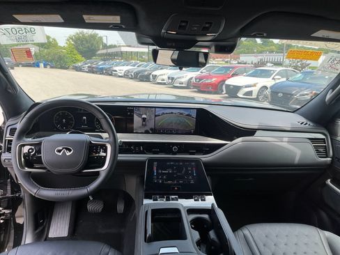 Used 2025 INFINITI QX80 Autograph AWD/4WD image 21