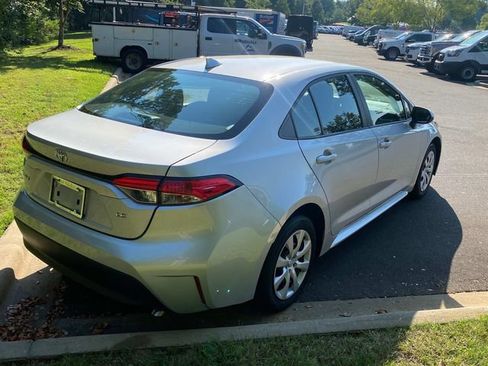 Used 2024 Toyota Corolla LE FWD image 31