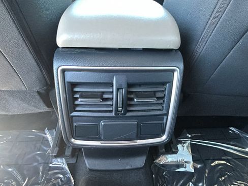 Certified 2024 Subaru Forester Premium AWD/4WD image 26
