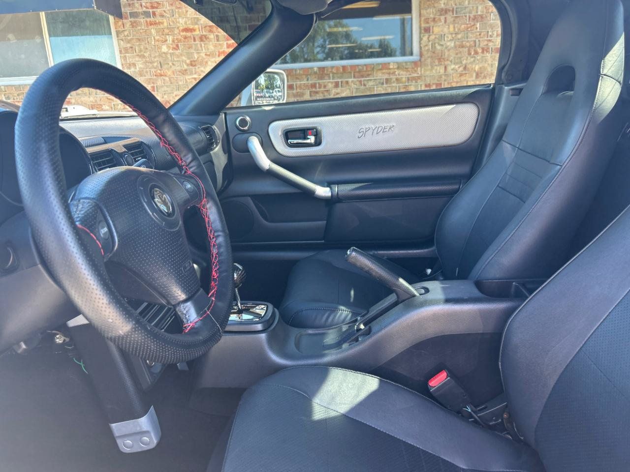 Used 2003 Toyota MR2 RWD image 18