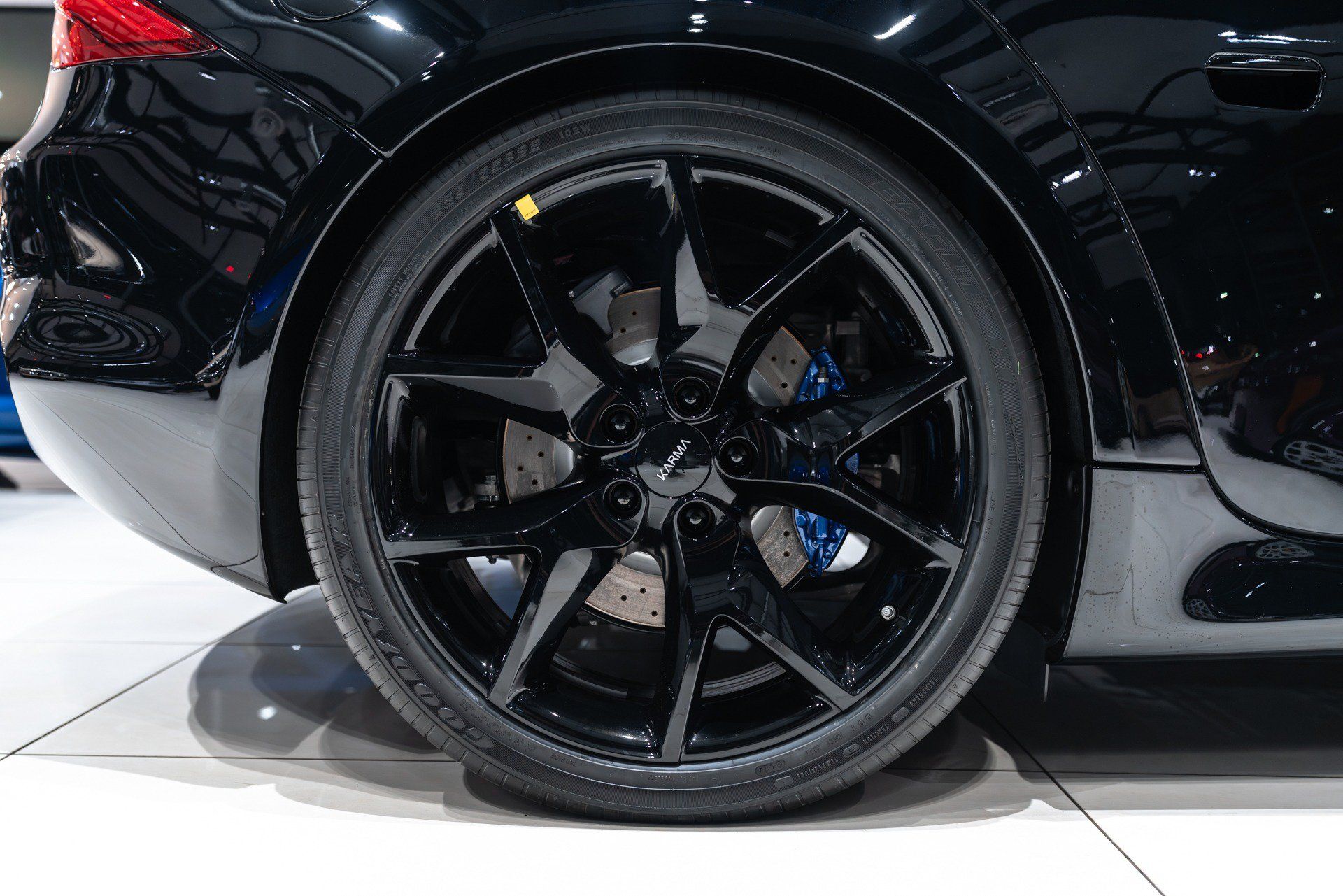 Used 2025 Karma Revero Luxury RWD image 61