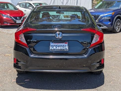 Used 2017 Honda Civic EX image 6