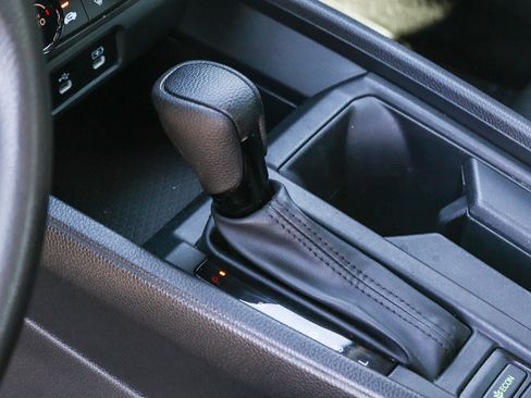 Used 2023 Honda Accord LX image 21