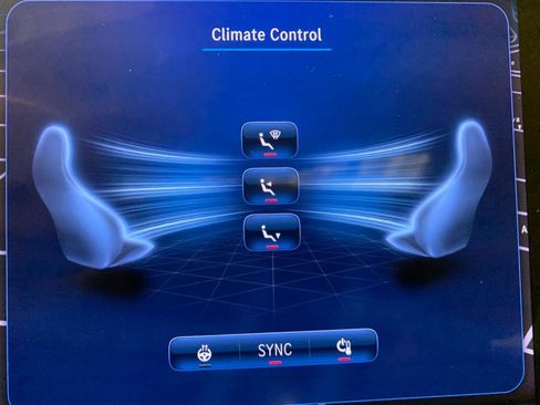 Used 2022 Mercedes-Benz C 300 4MATIC Sedan w/ Pinnacle Trim Package image 39