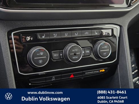 Certified 2022 Volkswagen Atlas SEL R-Line image 22