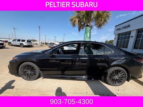 Used 2021 Toyota Camry XSE image 6