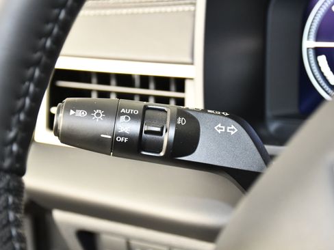 Used 2025 Mitsubishi Outlander SEL image 22