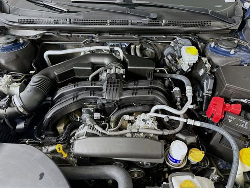 Used 2023 Subaru Outback Premium image 31