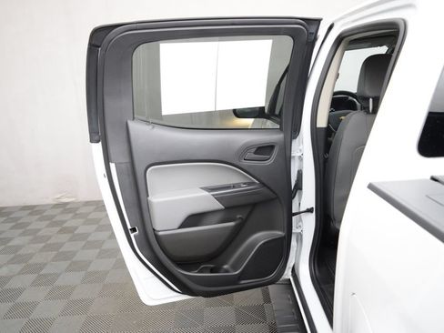 Used 2022 Chevrolet Colorado W/T w/ WT Convenience Package RWD image 11
