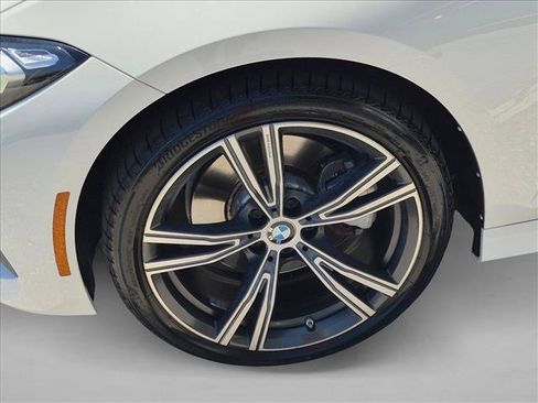 Used 2023 BMW 330i Sedan w/ Driving Assistance Package RWD image 21