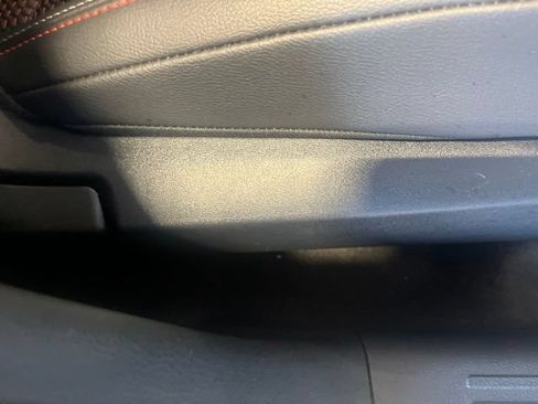 Used 2025 Nissan Kicks SR FWD image 20